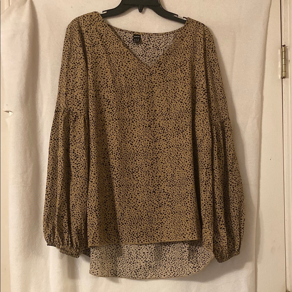 💫 Women's Tan and Black Blouse